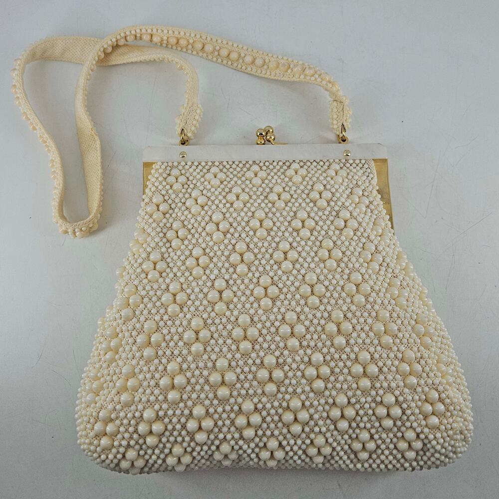Vintage cream beaded pearl lucite detail kisslock frame Purse Evening Bag